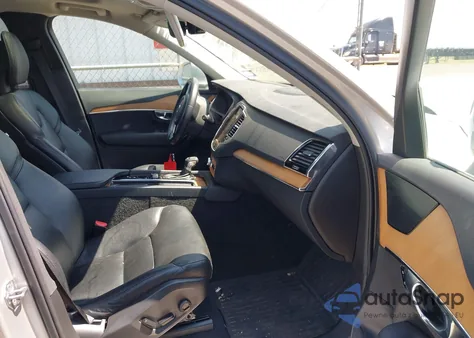 2021 Volvo Xc90 T5 Momentum 7 Passenger from USA, damaged, VIN YV4102PK5M1715179